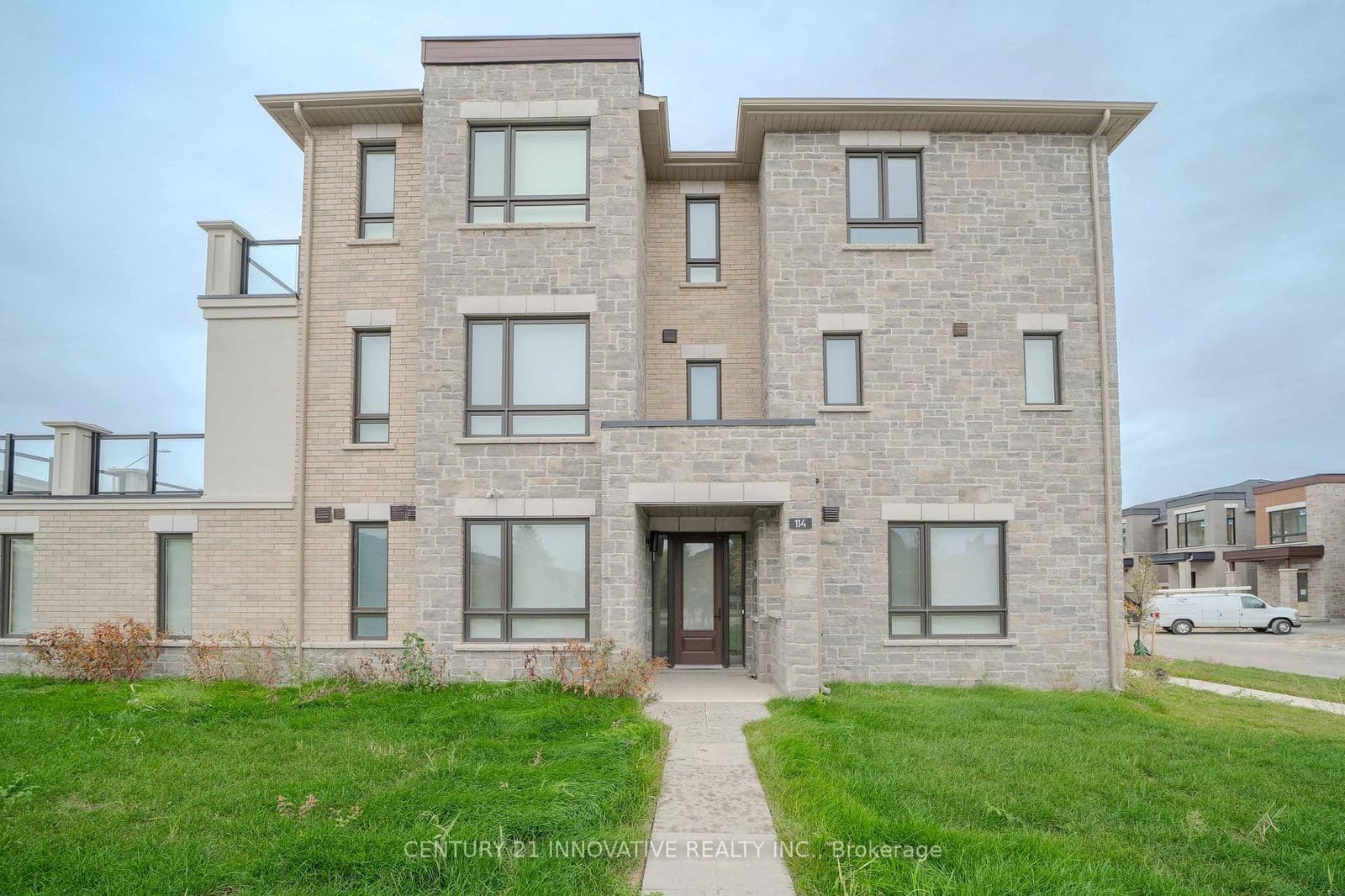 114 Robert Eaton Avenue