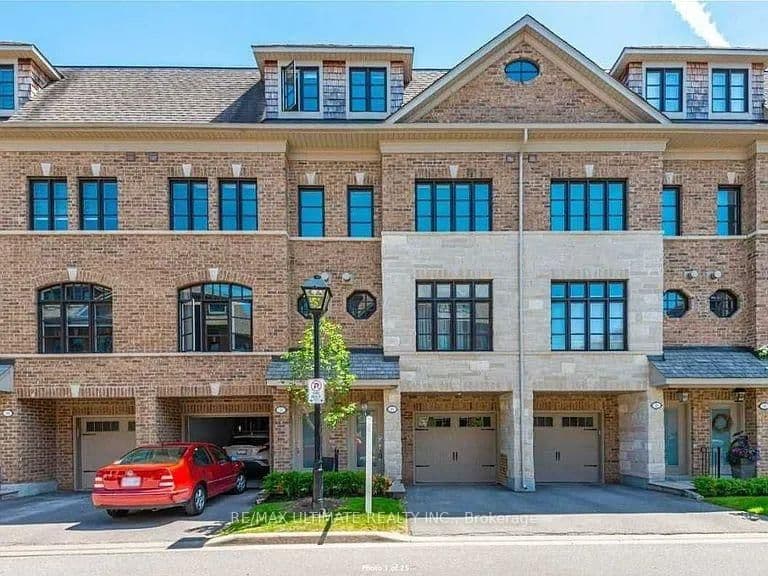15 Powseland Crescent W