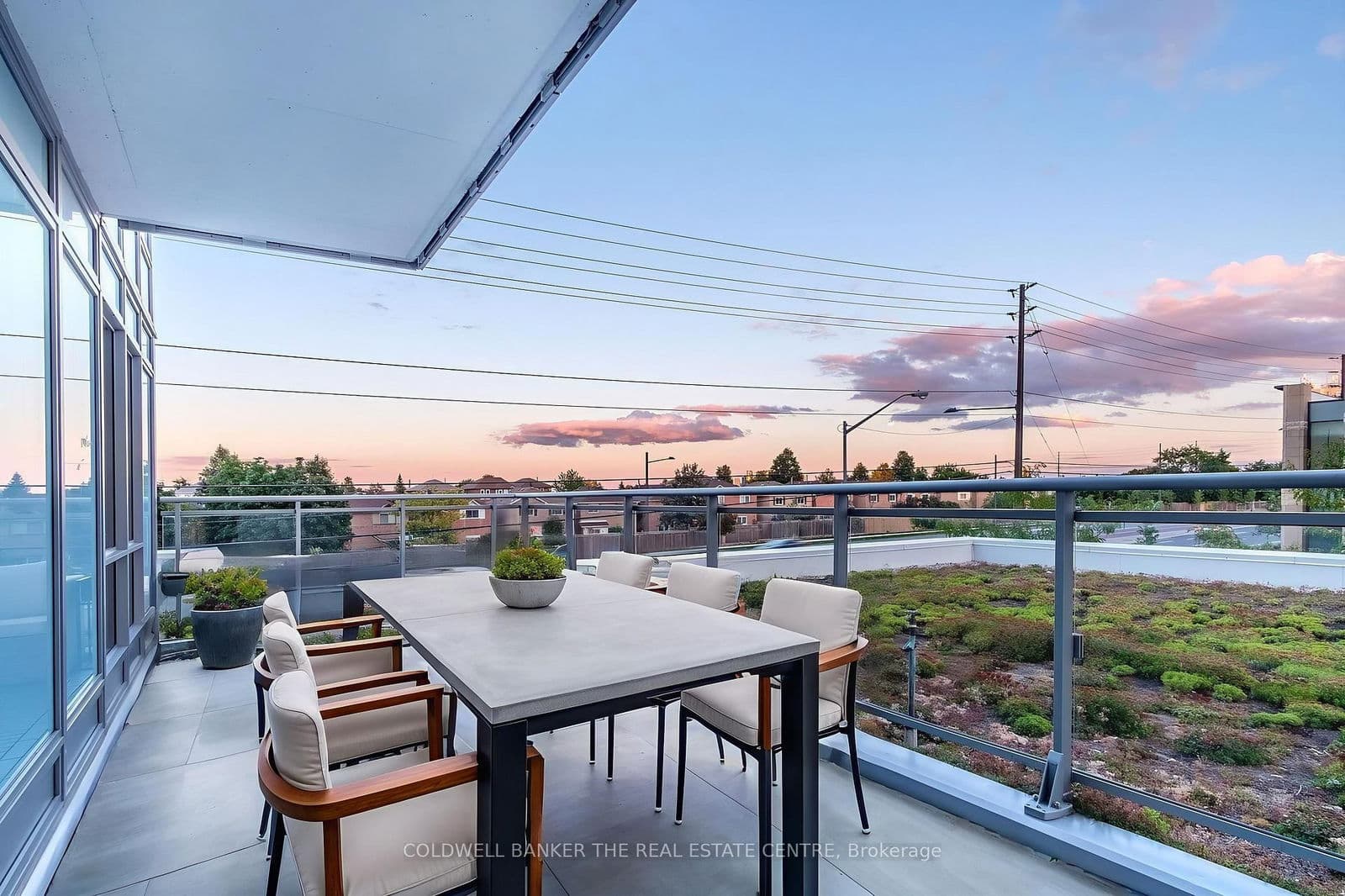 #Suite 204 - 7890 Bathurst Street