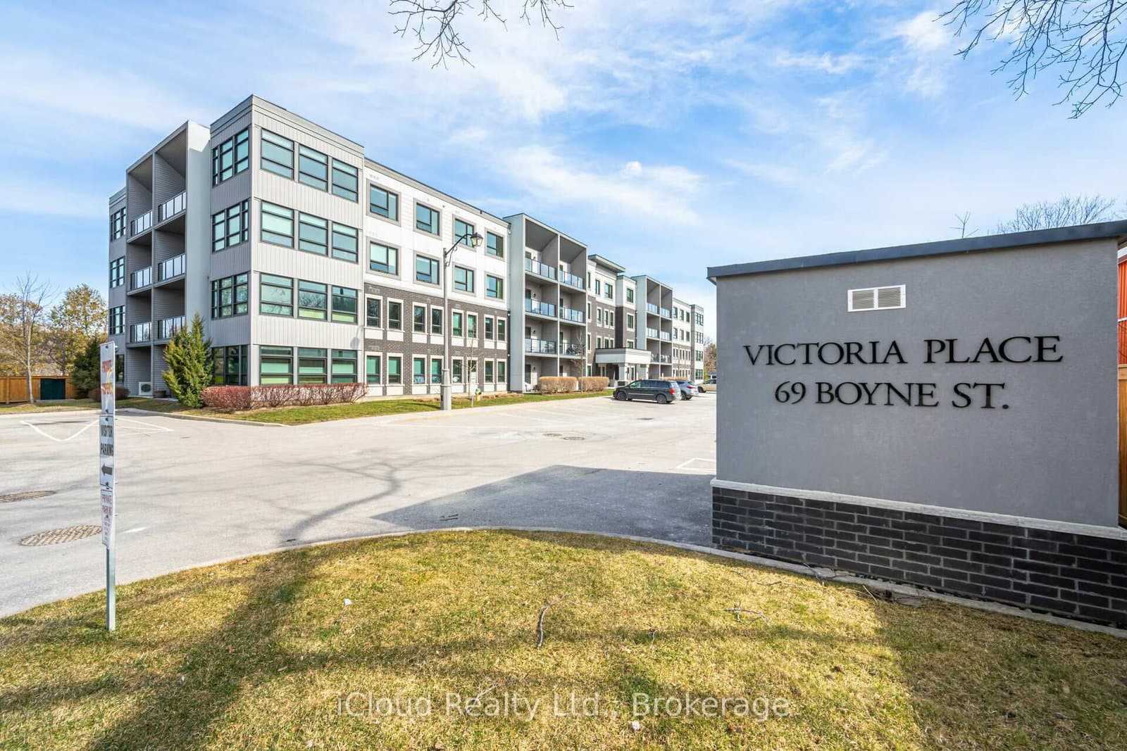 #402 - 69 Boyne Street