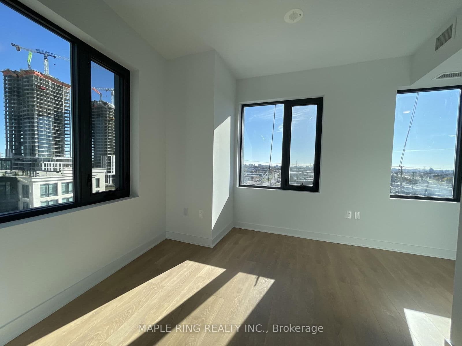 2920 Highway 7 Road, Unit 707