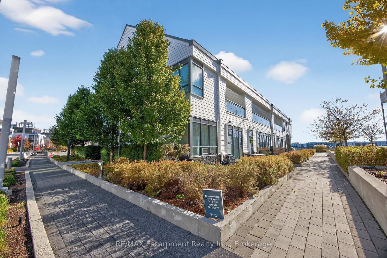 #125 - 317 Broward Way