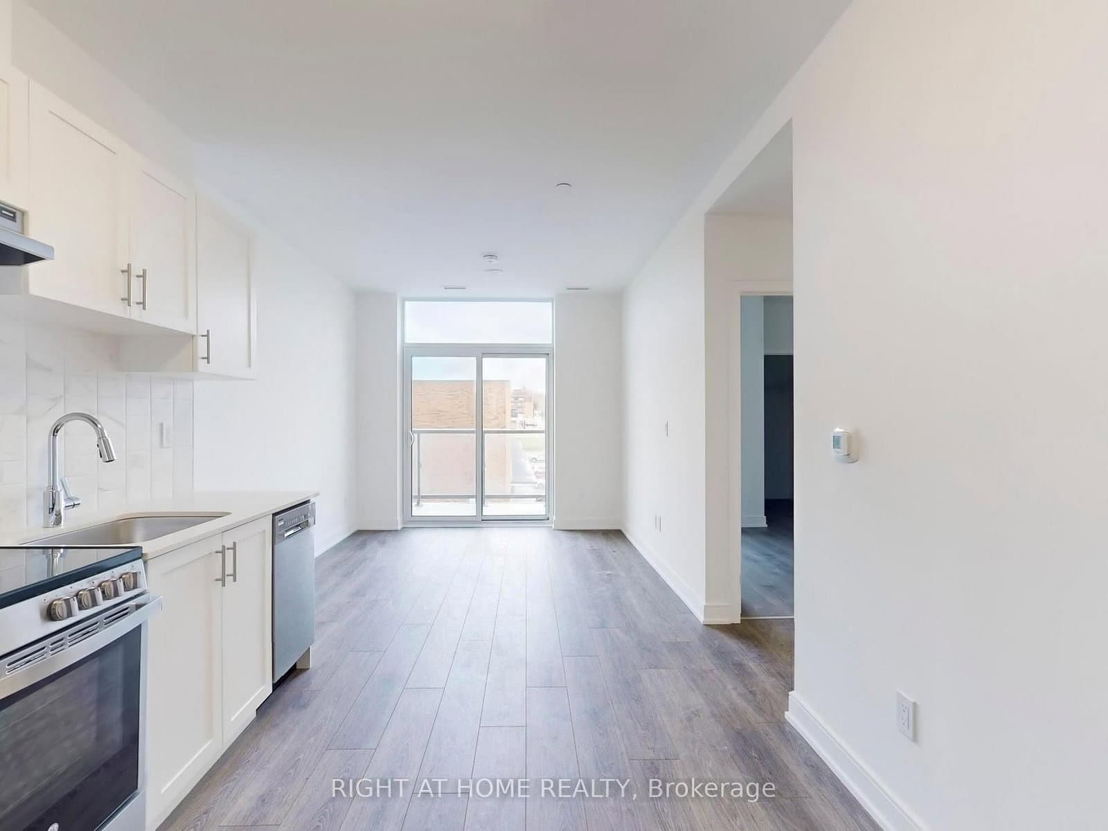 715 Davis Drive, Unit B304