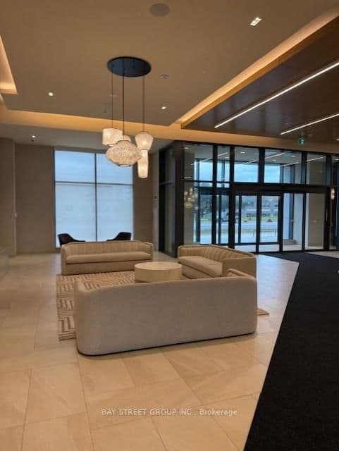 8960 Jane Street, Unit 417