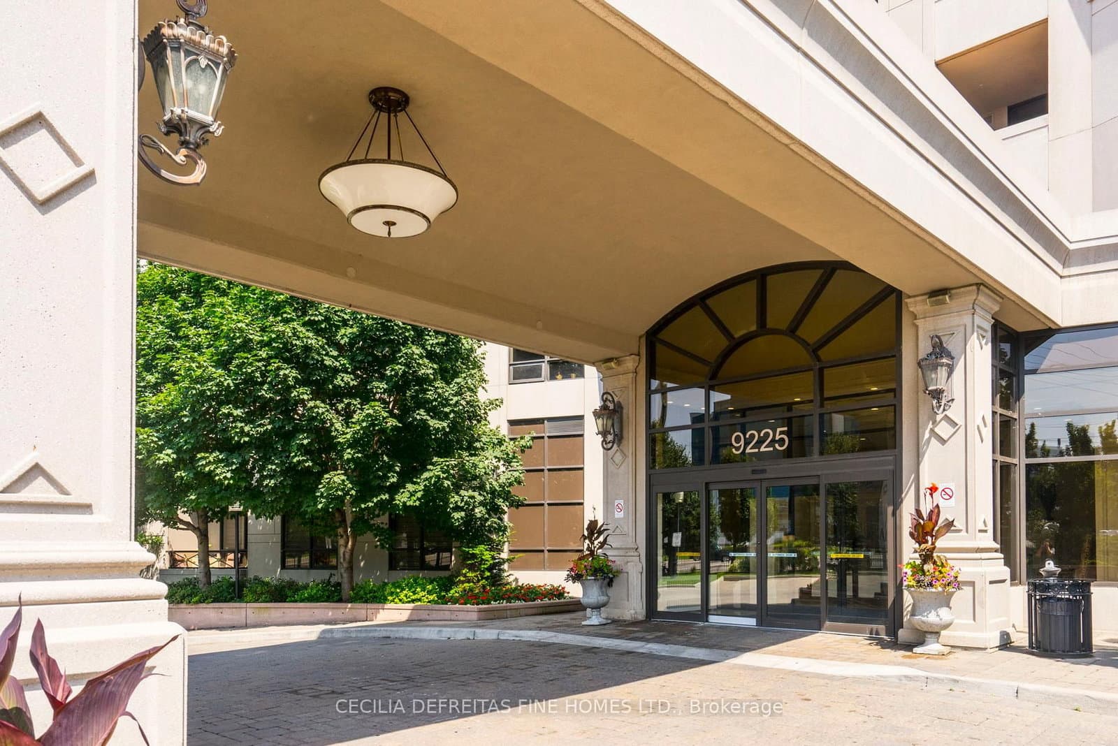 #1616 - 9225 Jane Street