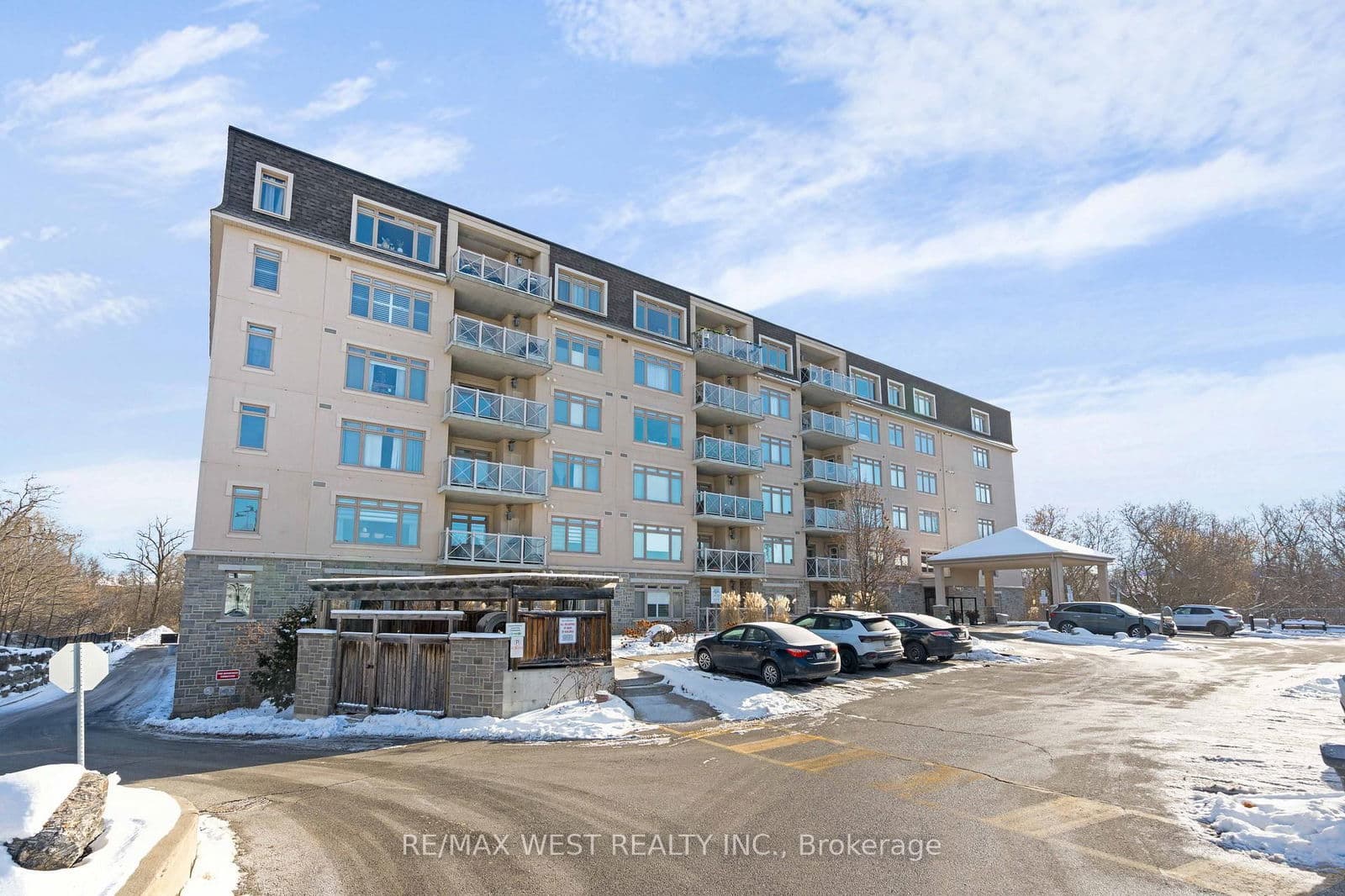 #114 - 149 Church Street