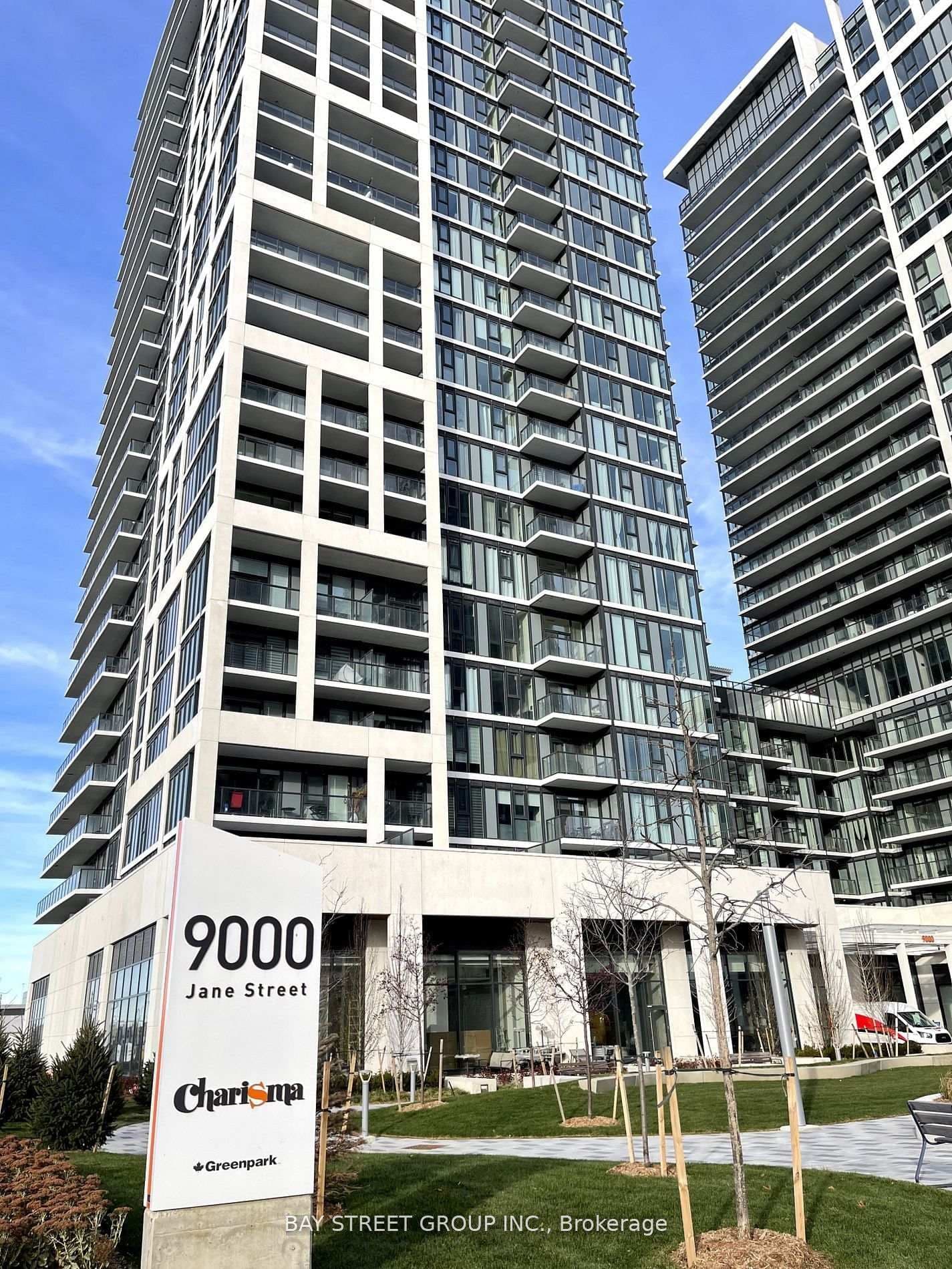 9000 Jane Street, Unit 304