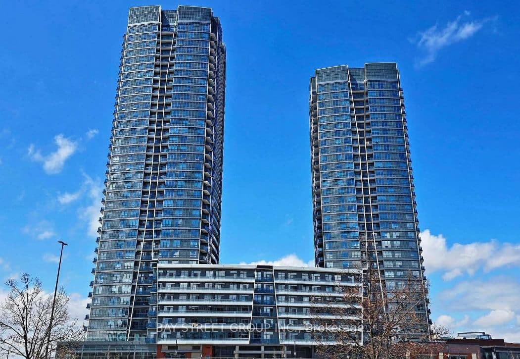 #329 - 50 Upper Mall Way