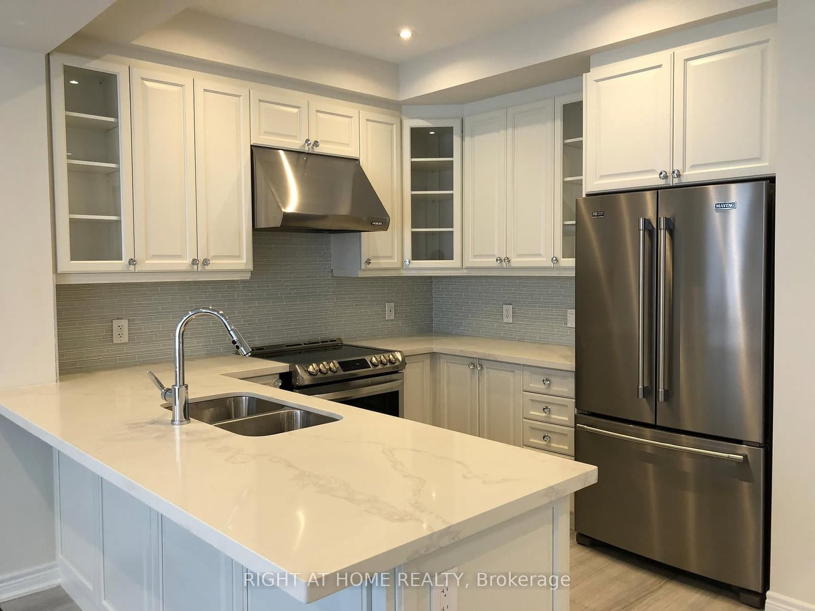 50 Mondial Crescent
