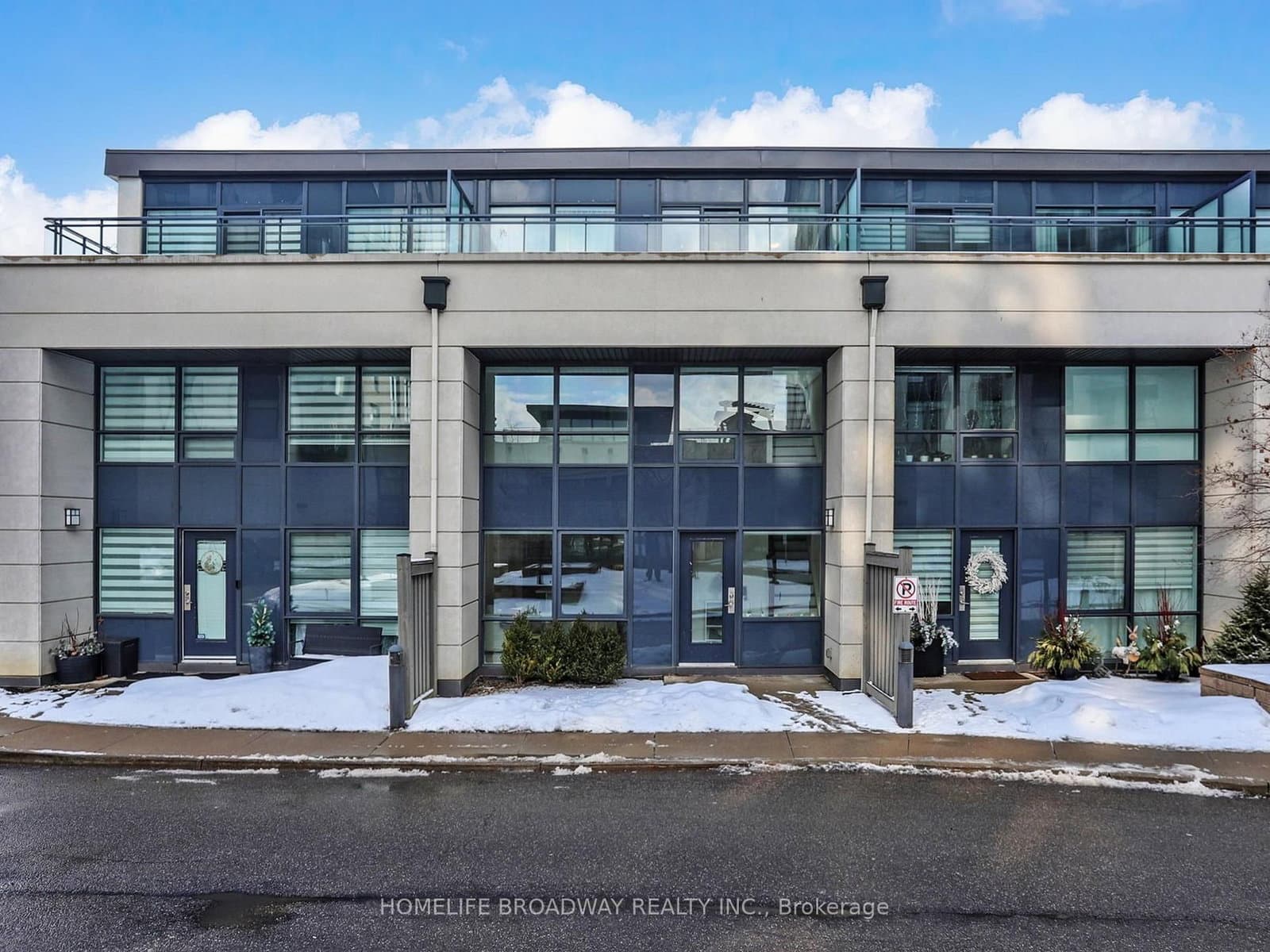 24 Woodstream Boulevard, Unit 112