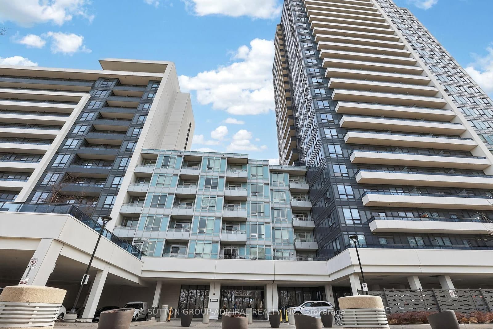 #316 - 7900 Bathurst Street