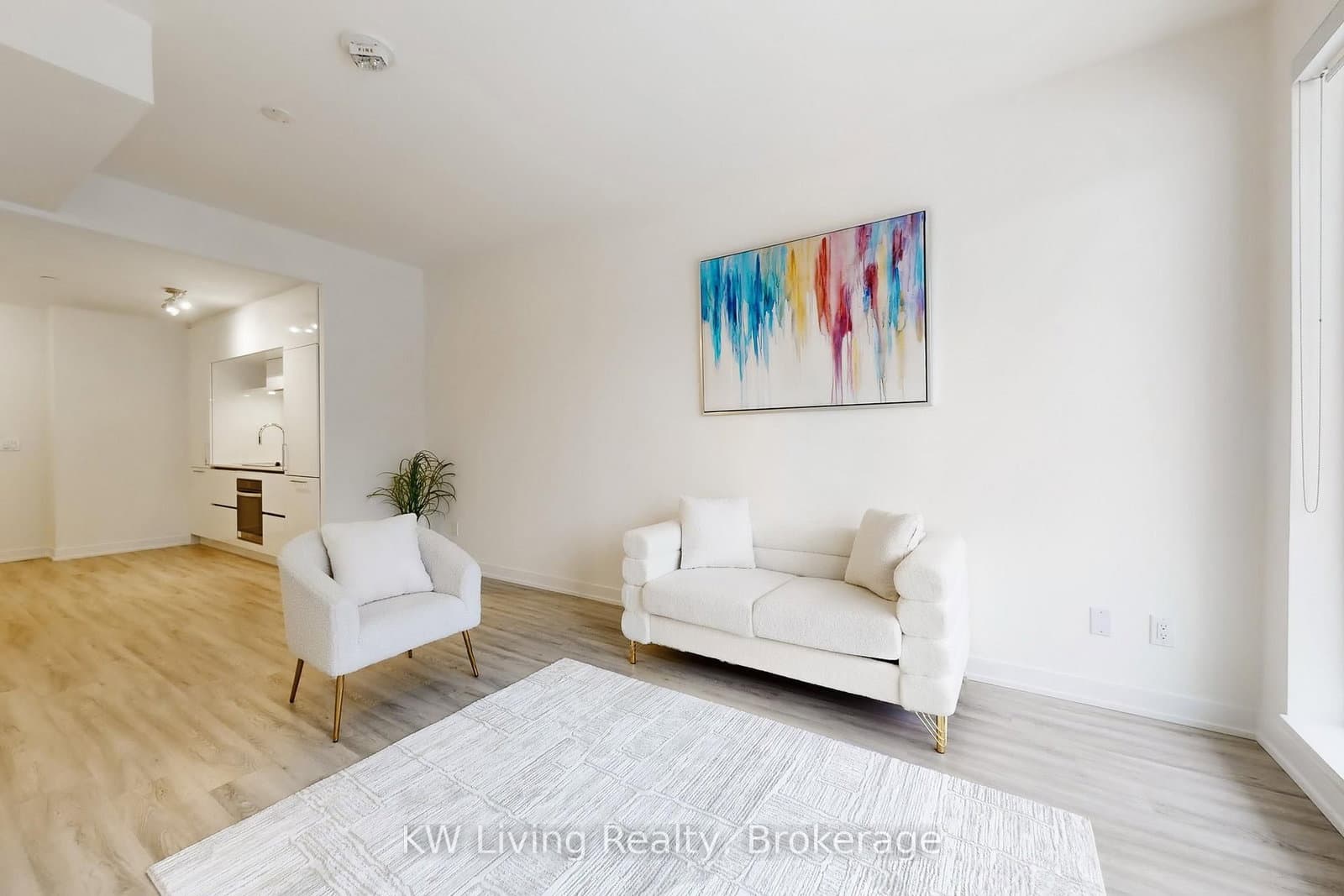 #212 - 6 David Eyer Road