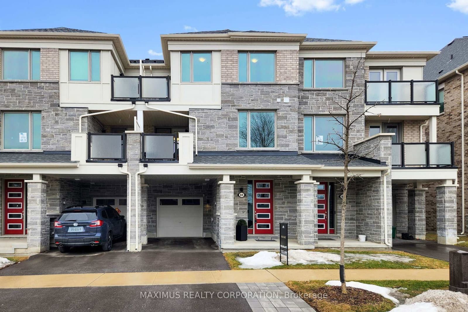 84 Thomas Frisby Jr Crescent