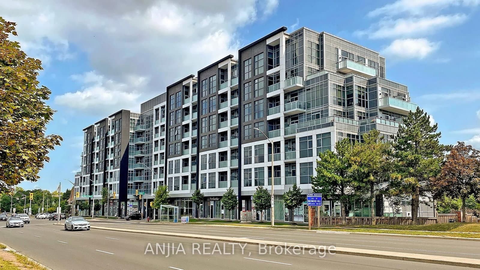 #507 - 8763 Bayview Avenue