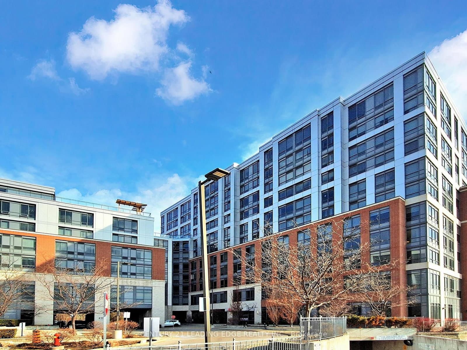 11211 Yonge Street, Unit 1020