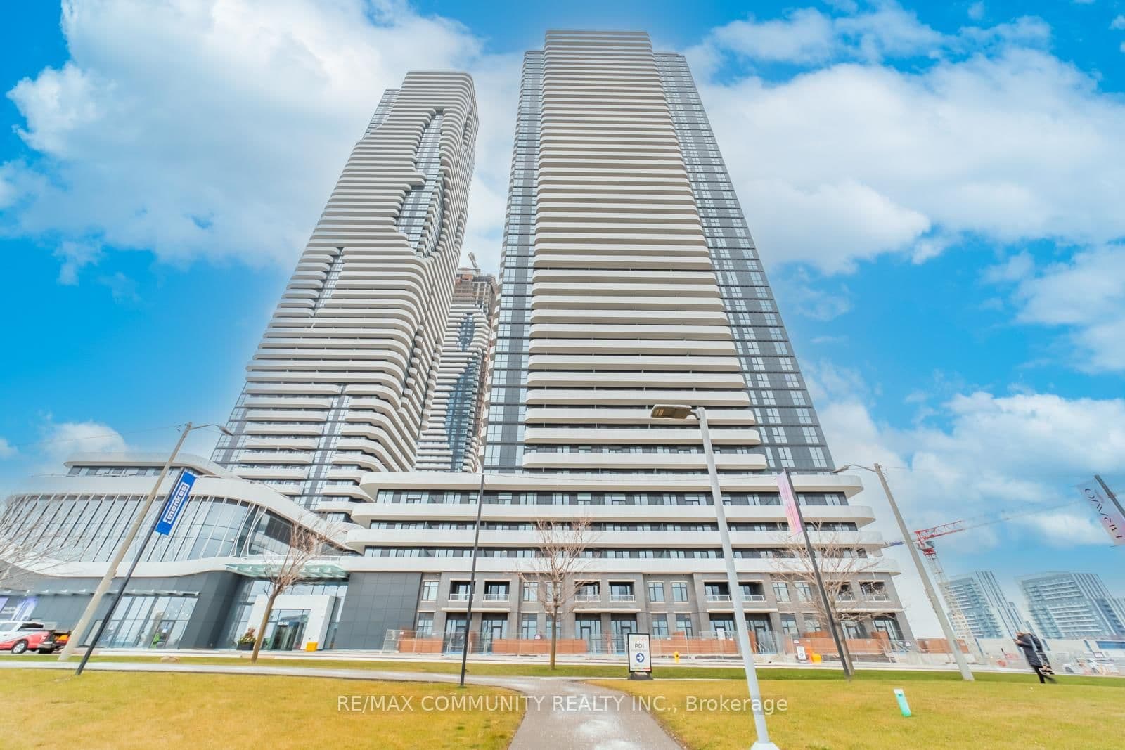 195 Commerce Street, Unit 716