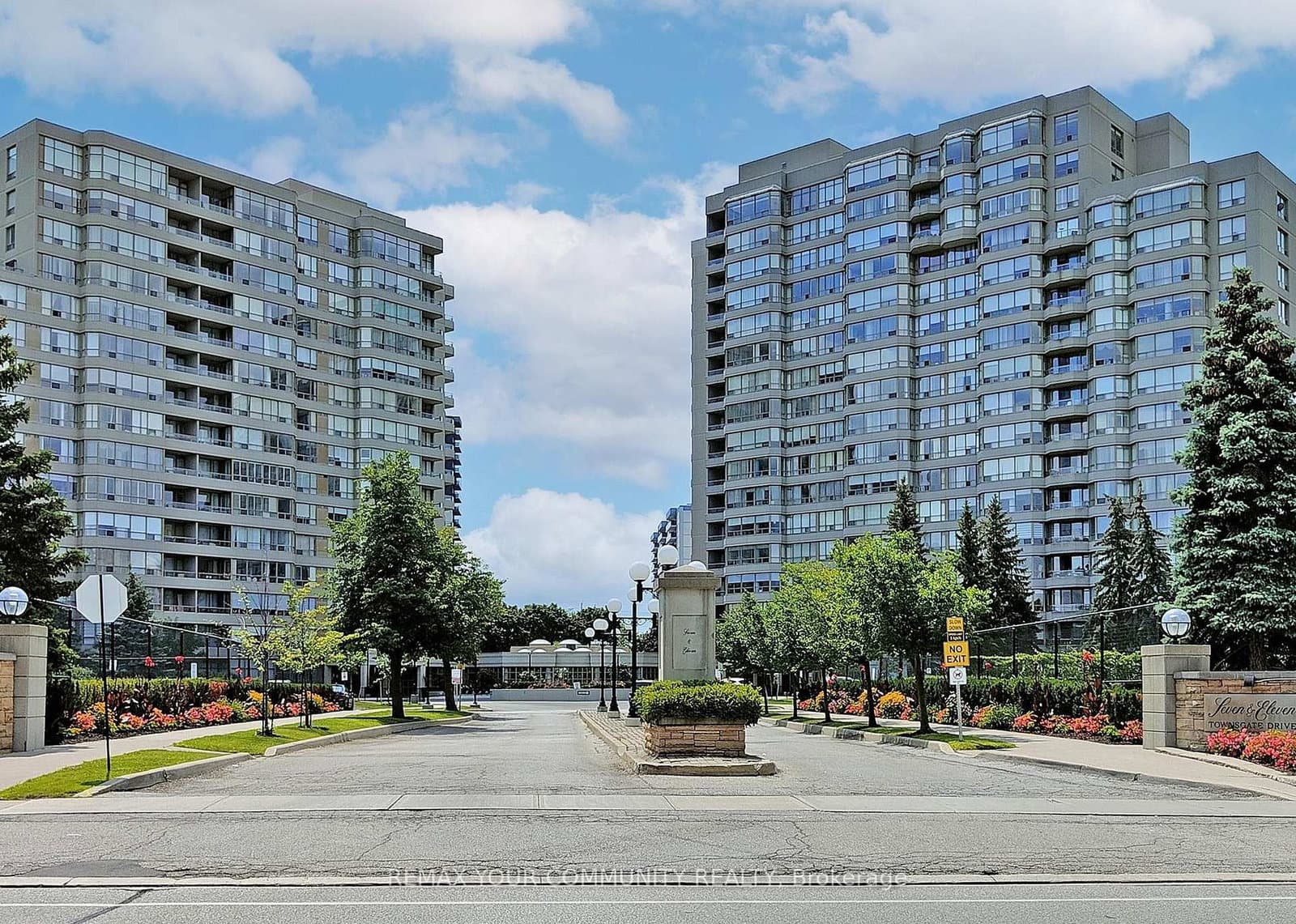 #514 - 7 Townsgate Drive