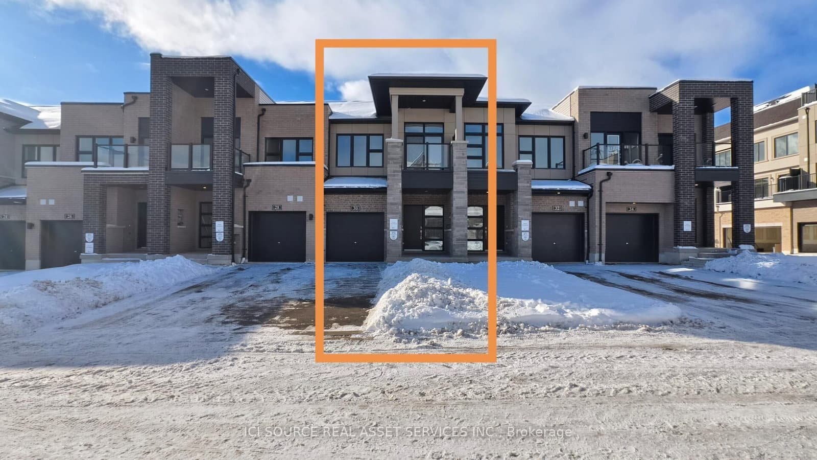 30 Freeman Williams Street