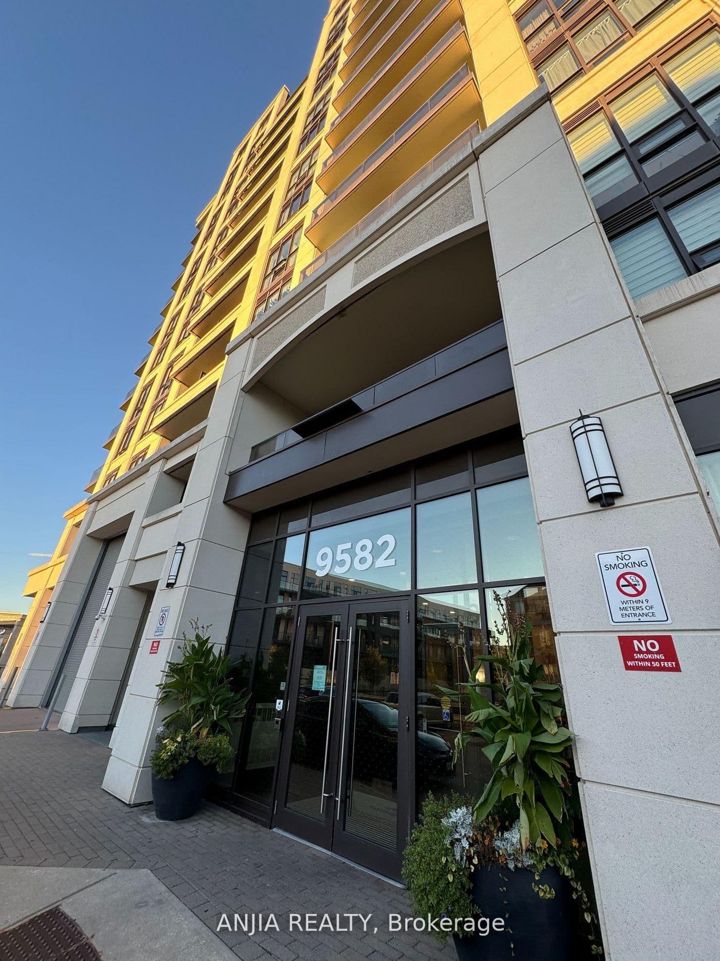 #1010 - 9582 Markham Road