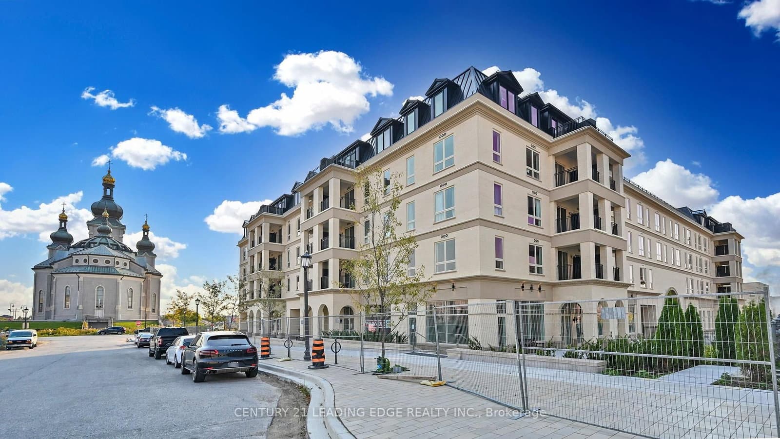 #303 - 101 Cathedral High Street