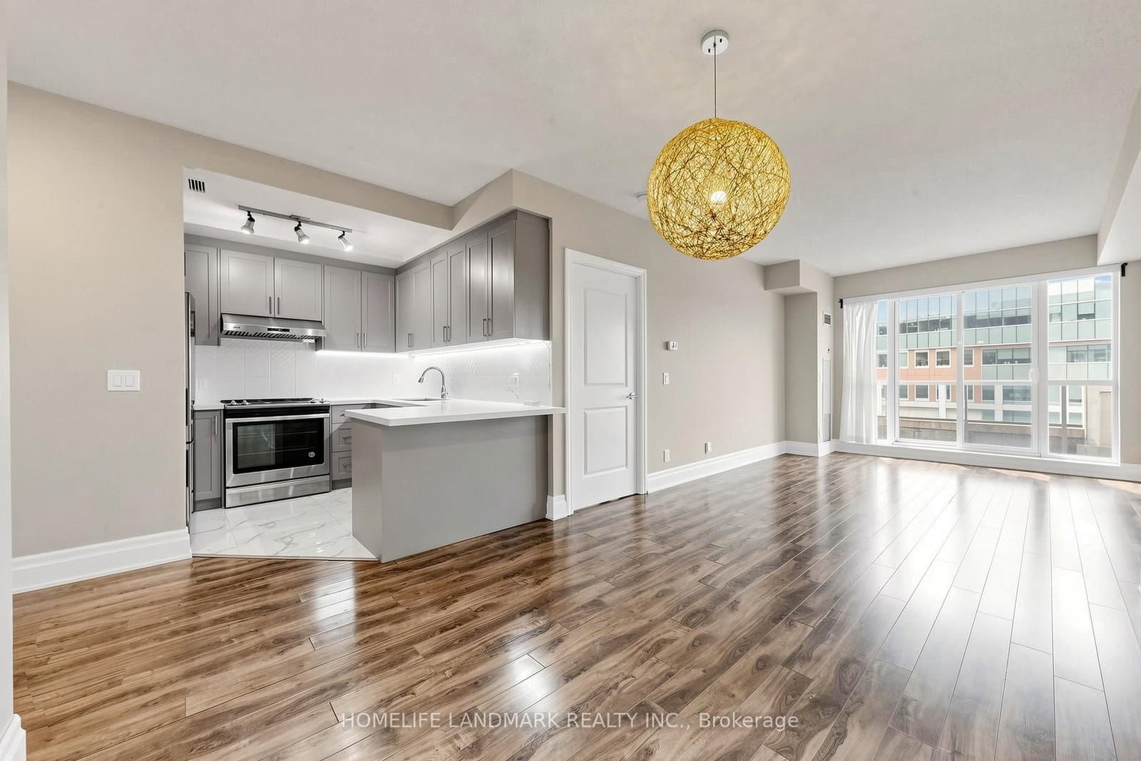 #314B - 21 Upper Duke Crescent