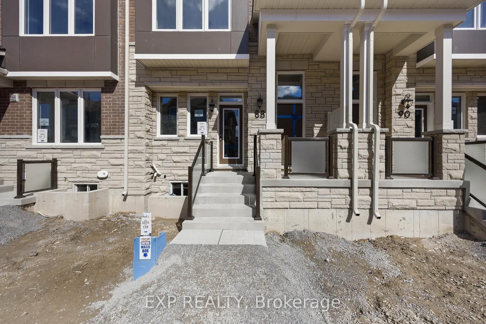 88 Avani Avenue