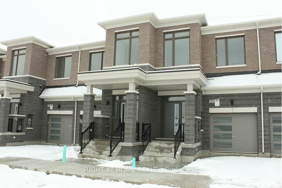107 Schmeltzer Crescent
