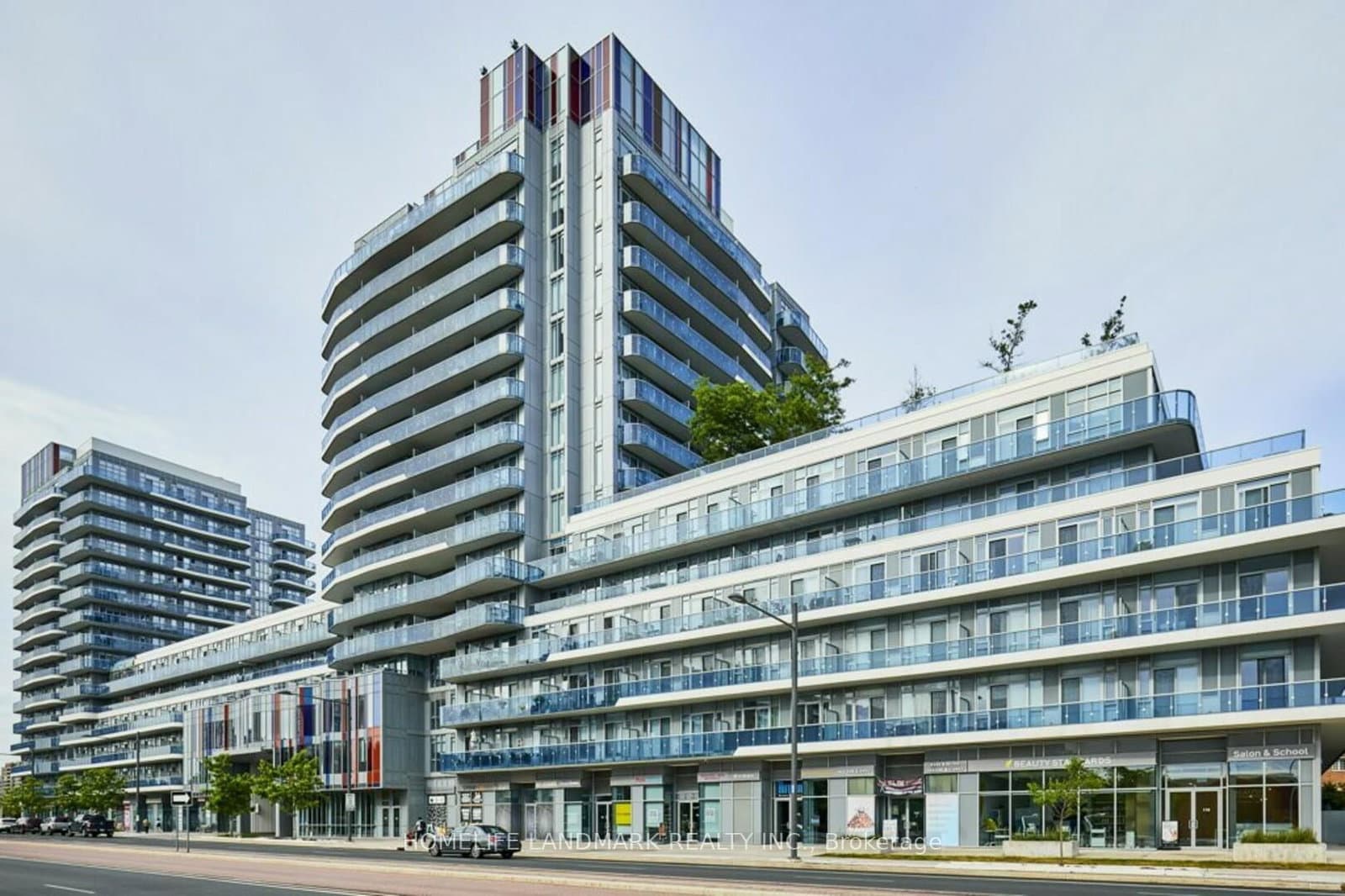 #745 - 9471 Yonge Street