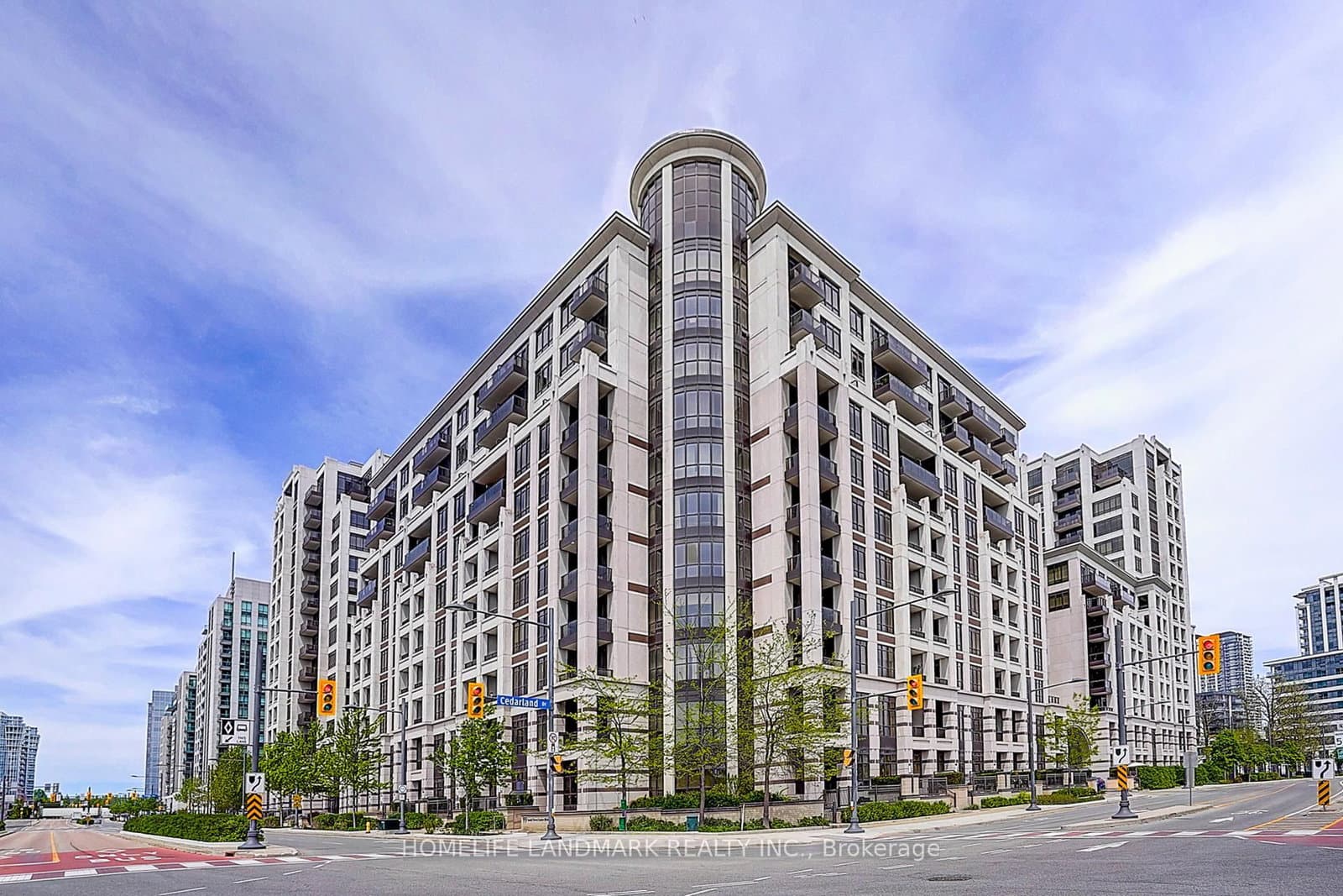 #317B - 99 South Town Centre Boulevard