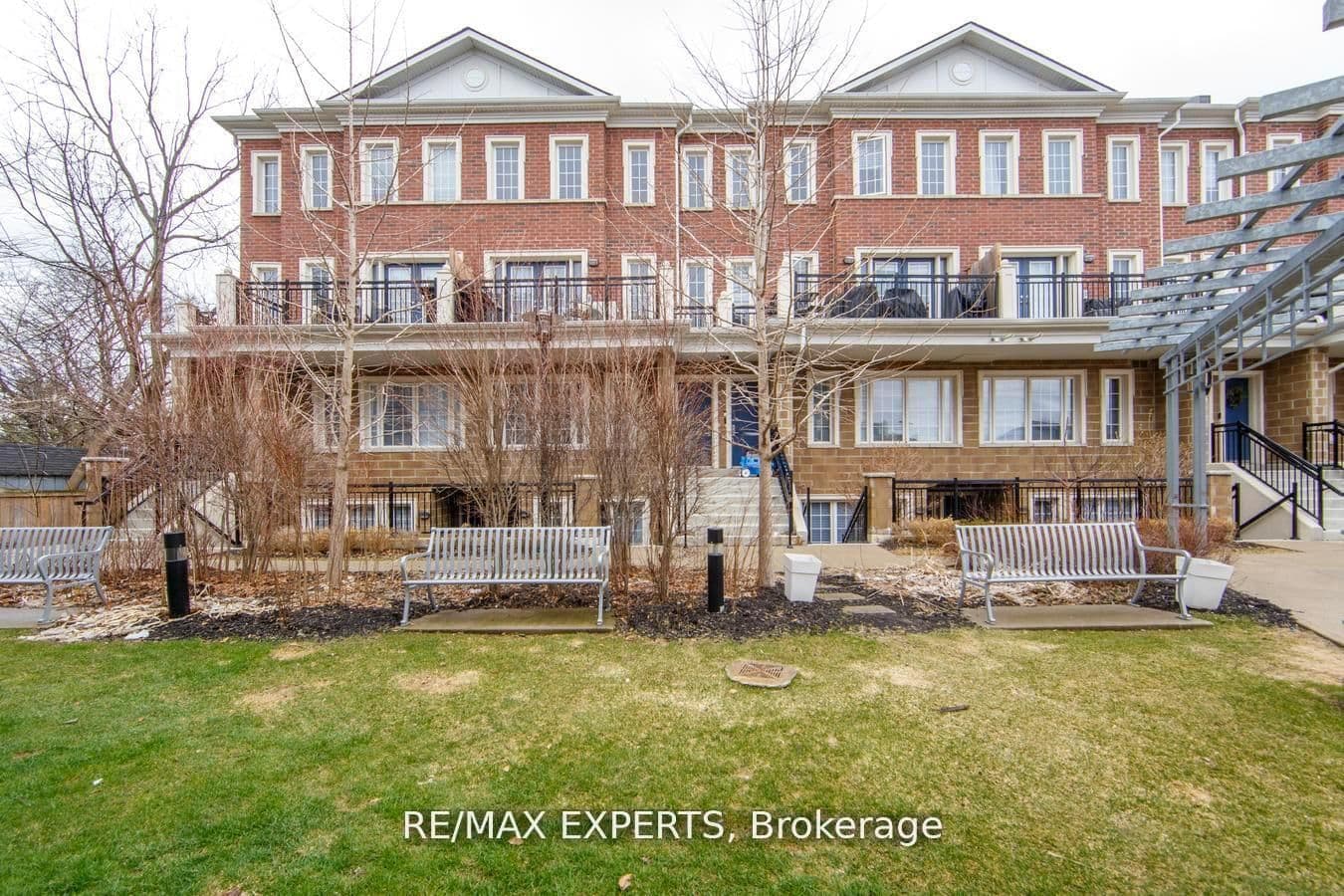 #C03 - 26 Bruce Street
