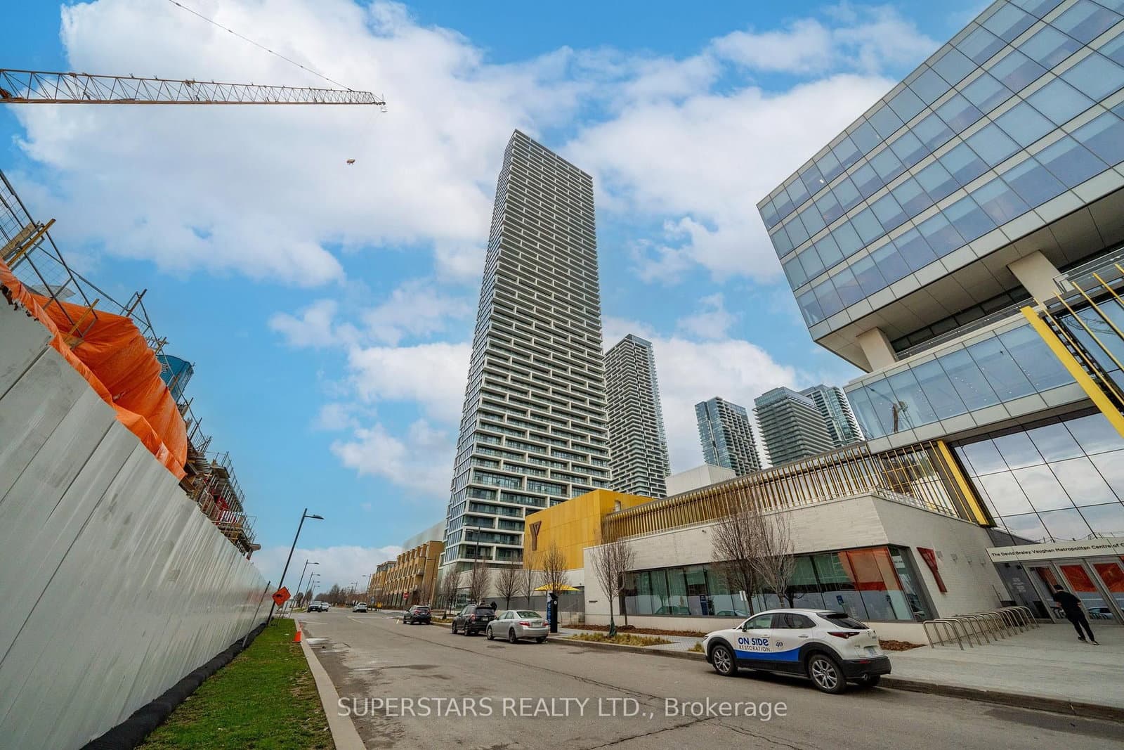 #1905 - 5 Buttermill Avenue