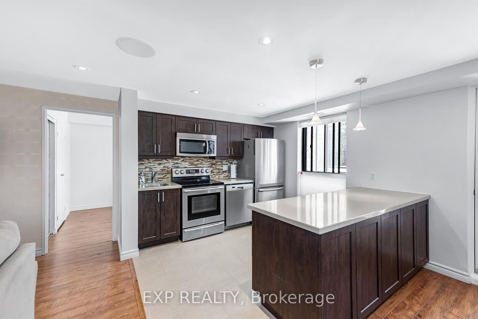#104 - 15390 Yonge Street
