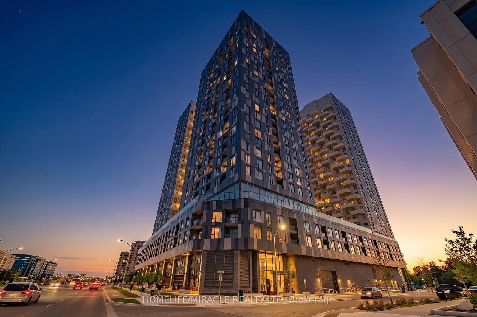 #813 - 10 Abeja Street