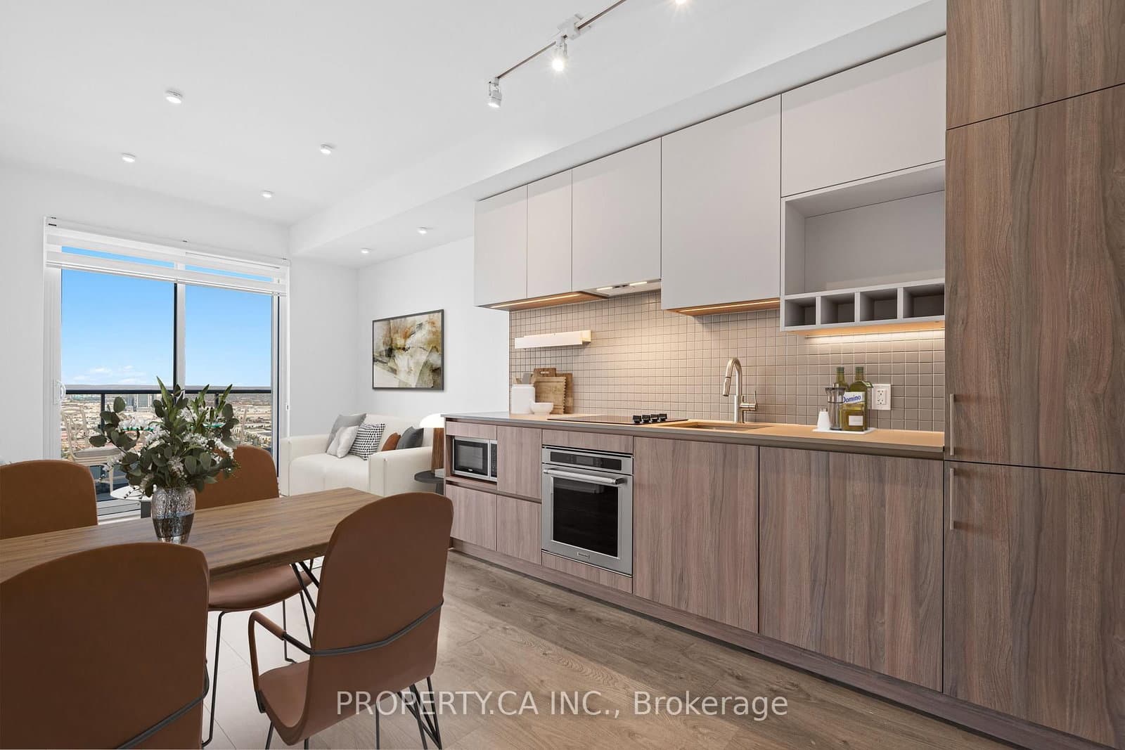 #4915 - 950 Portage Parkway