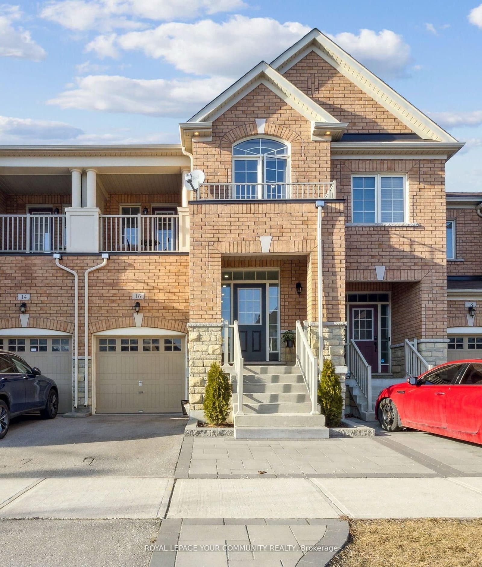 16 Paper Mills Crescent