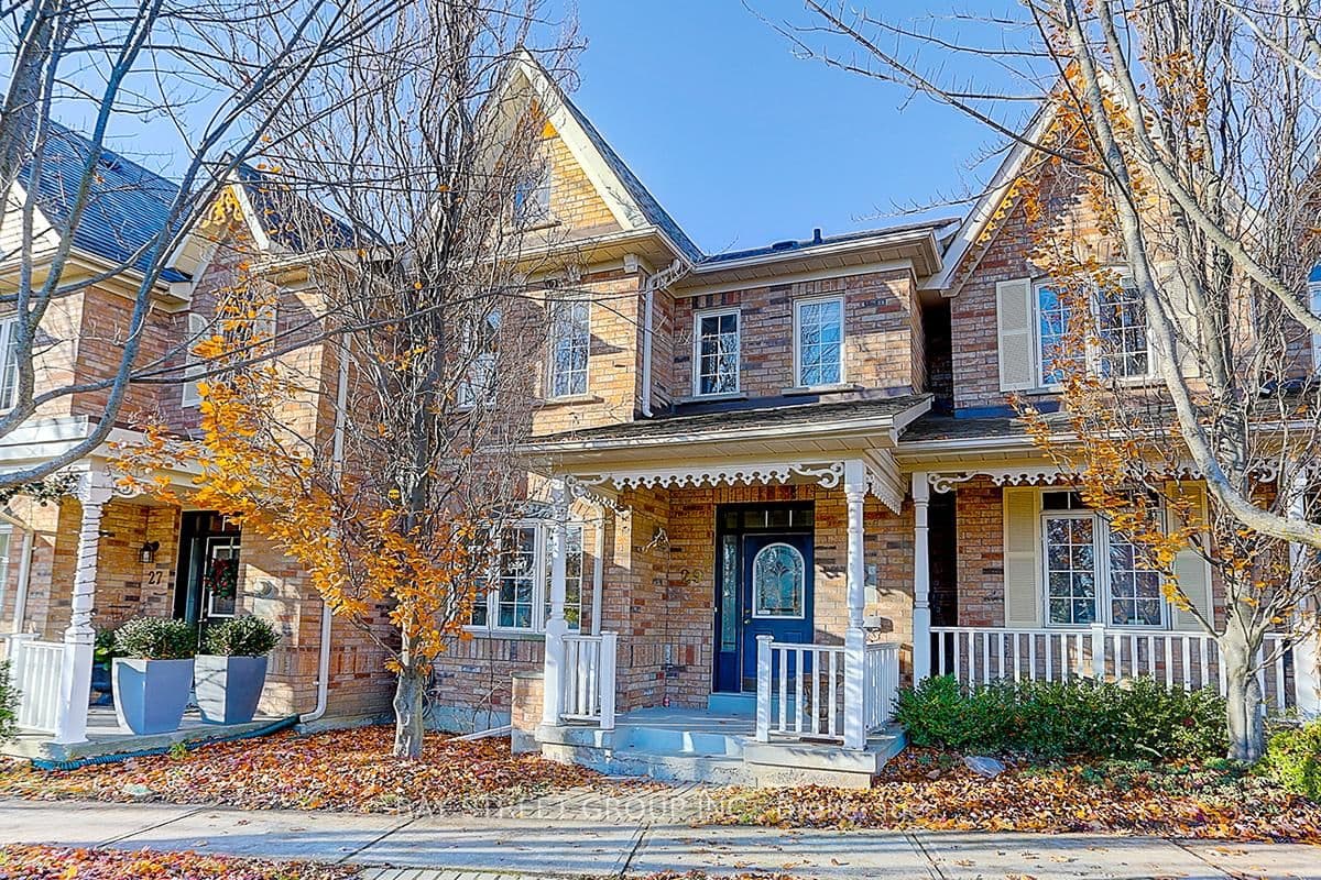 29 Queen's Plate Drive