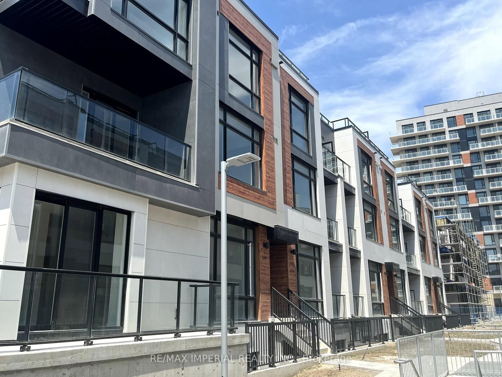 10 David Eyer Road, Unit 1239