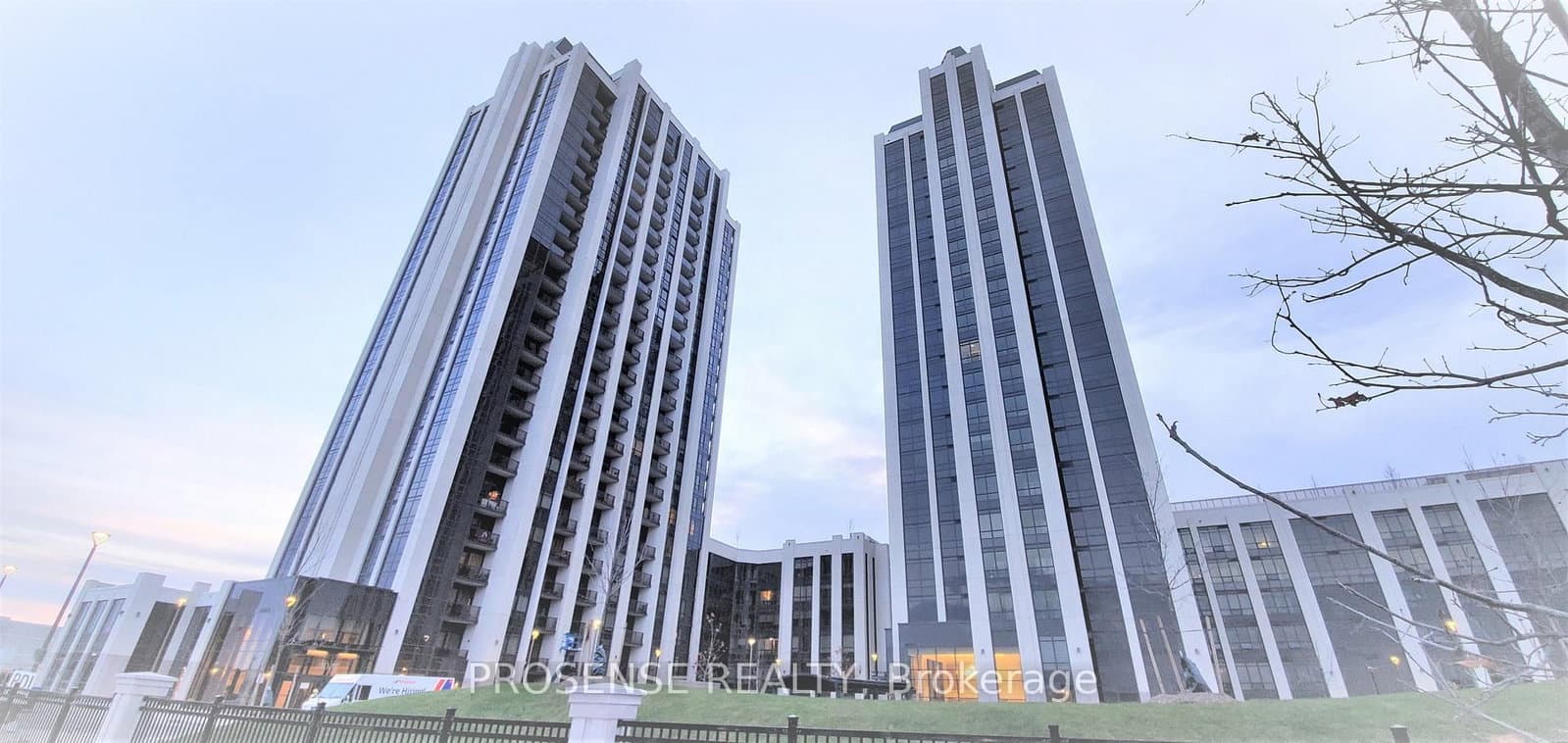 9075 Jane Street, Unit 1709