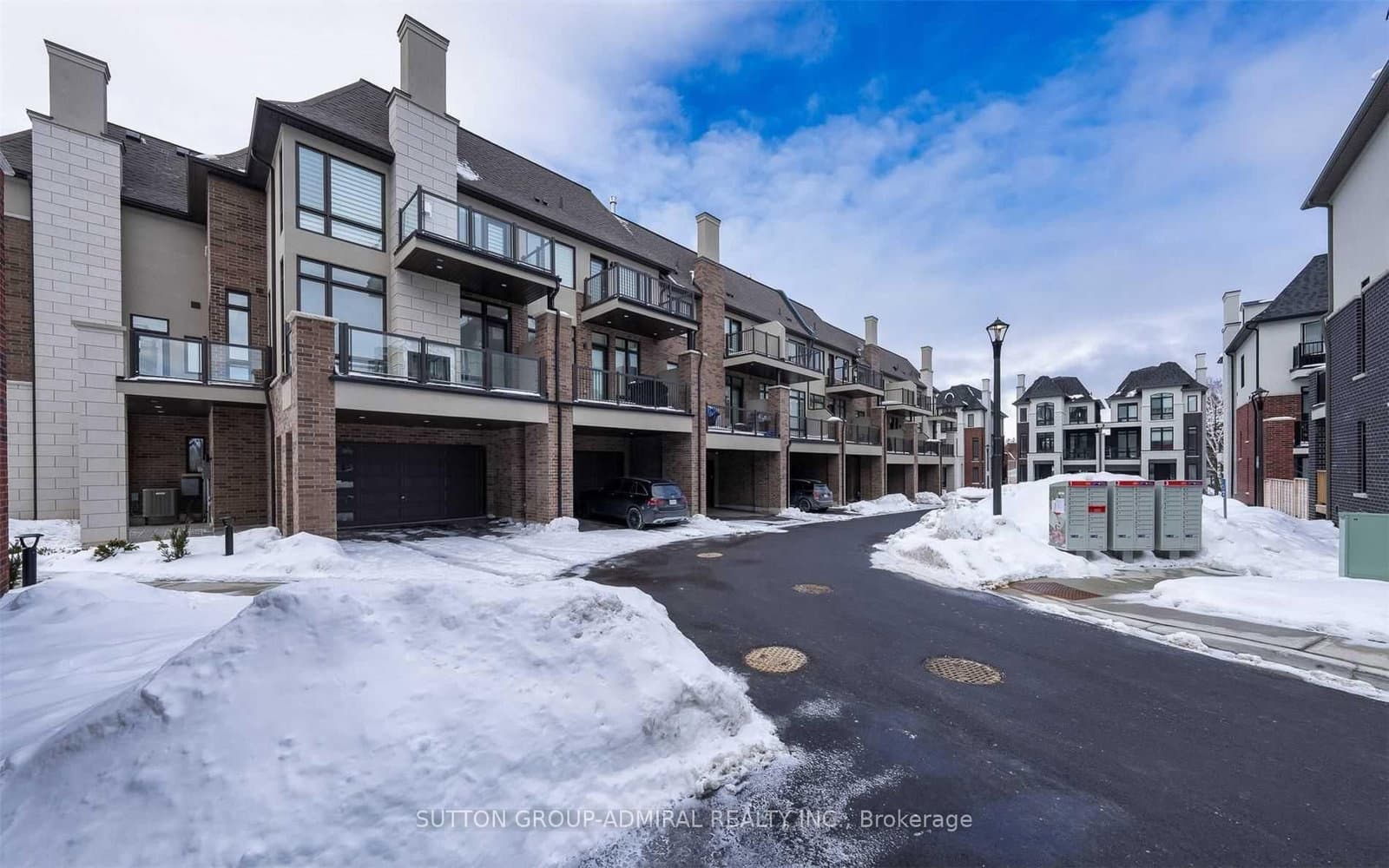 5 Mccachen Street W