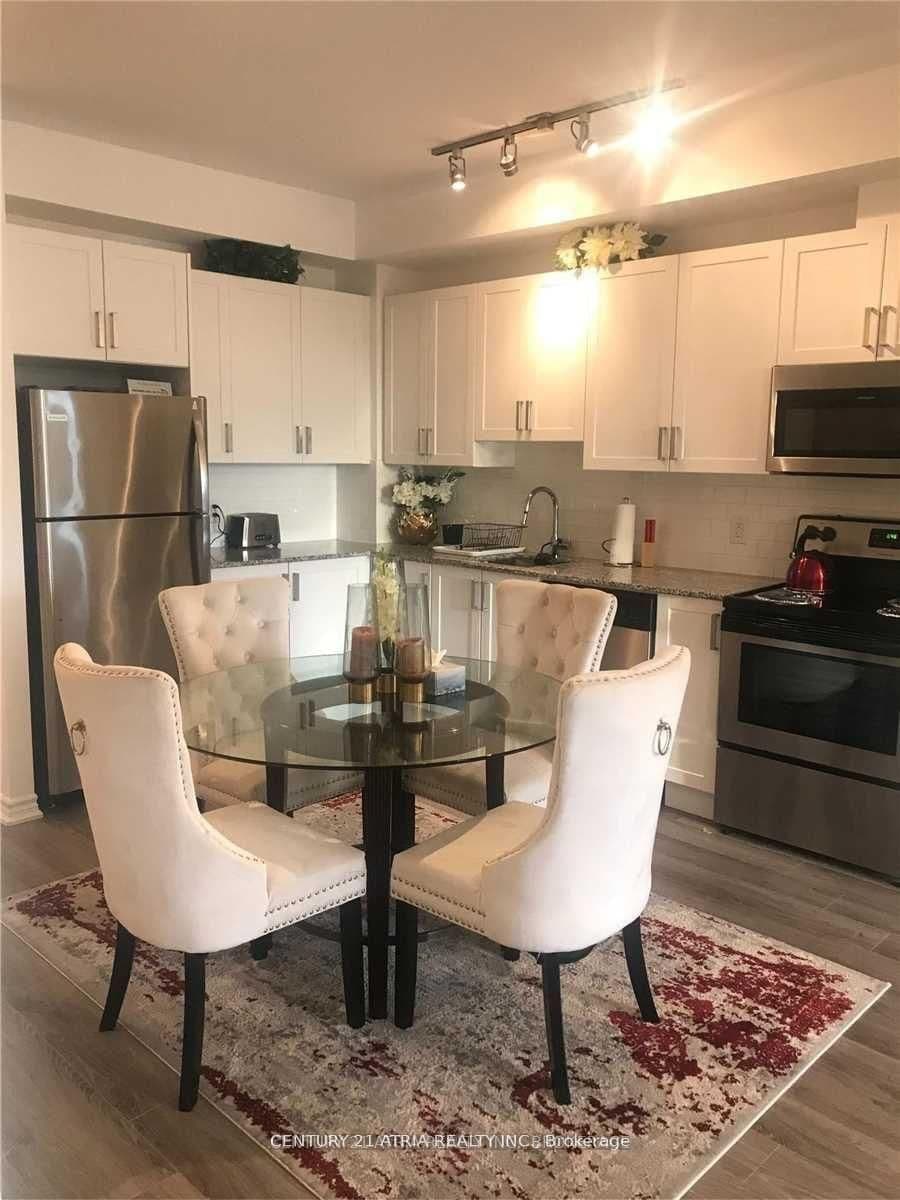 11611 Yonge Street, Unit 320