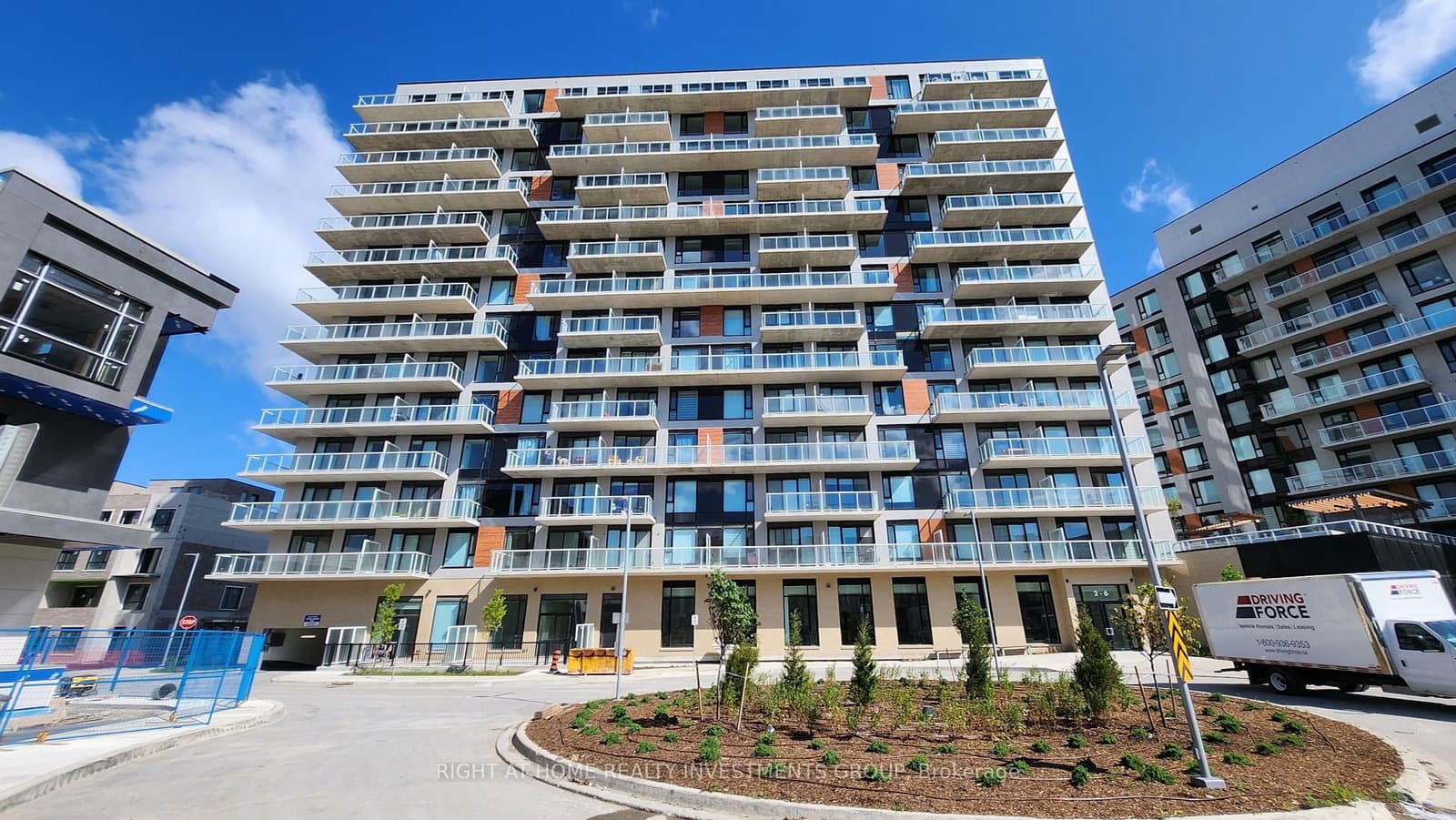 2 David Eyer Road, Unit 833