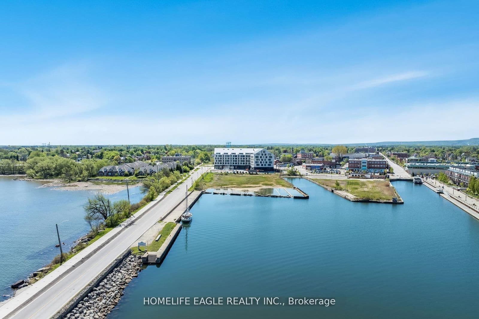 31 Huron Street, Unit 513