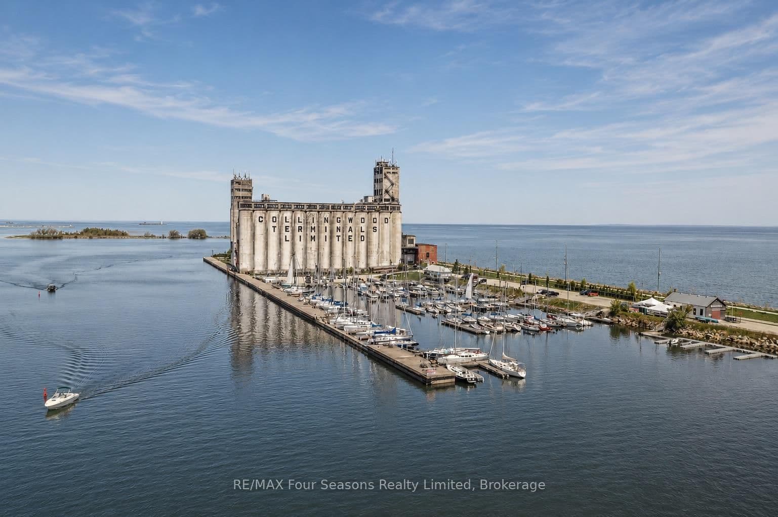 31 Huron Street, Unit 406