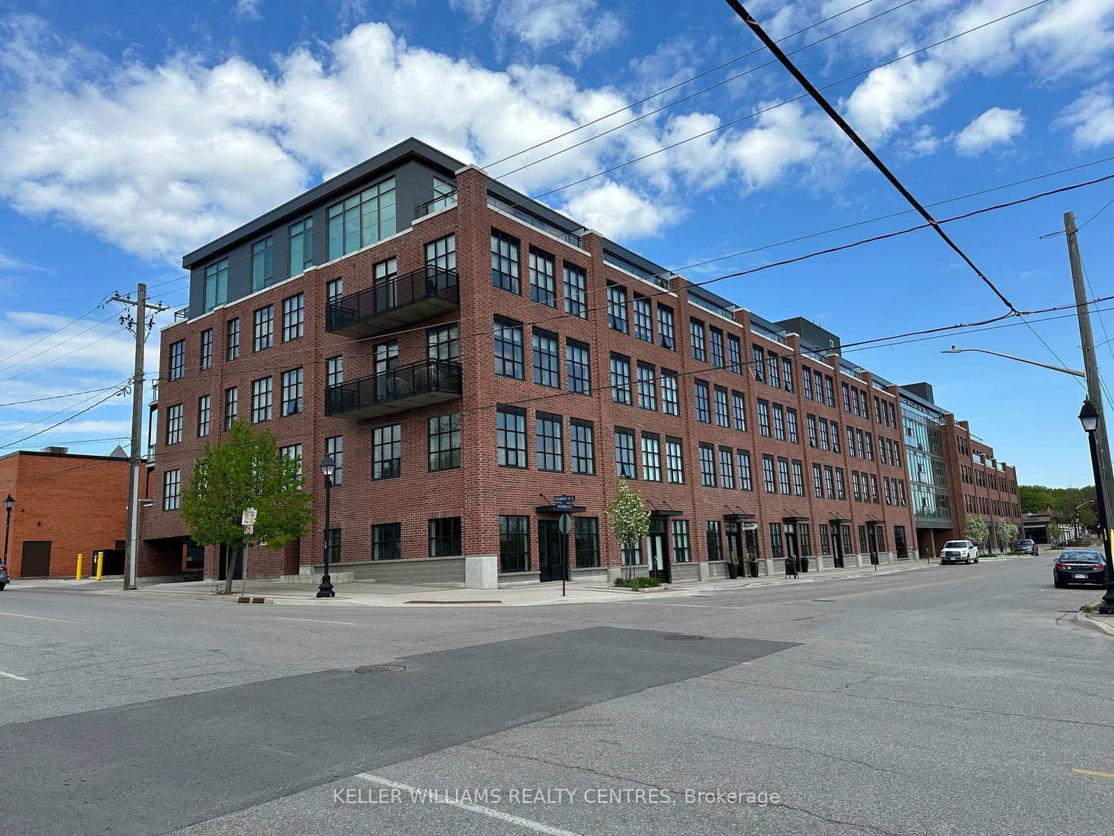 21 Matchedash Street S, Unit 103