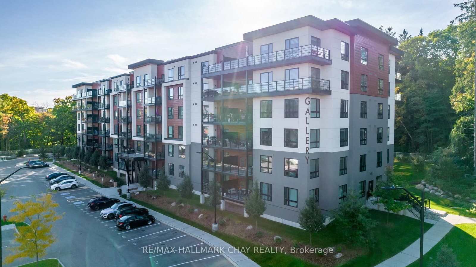 304 Essa Road, Unit 607