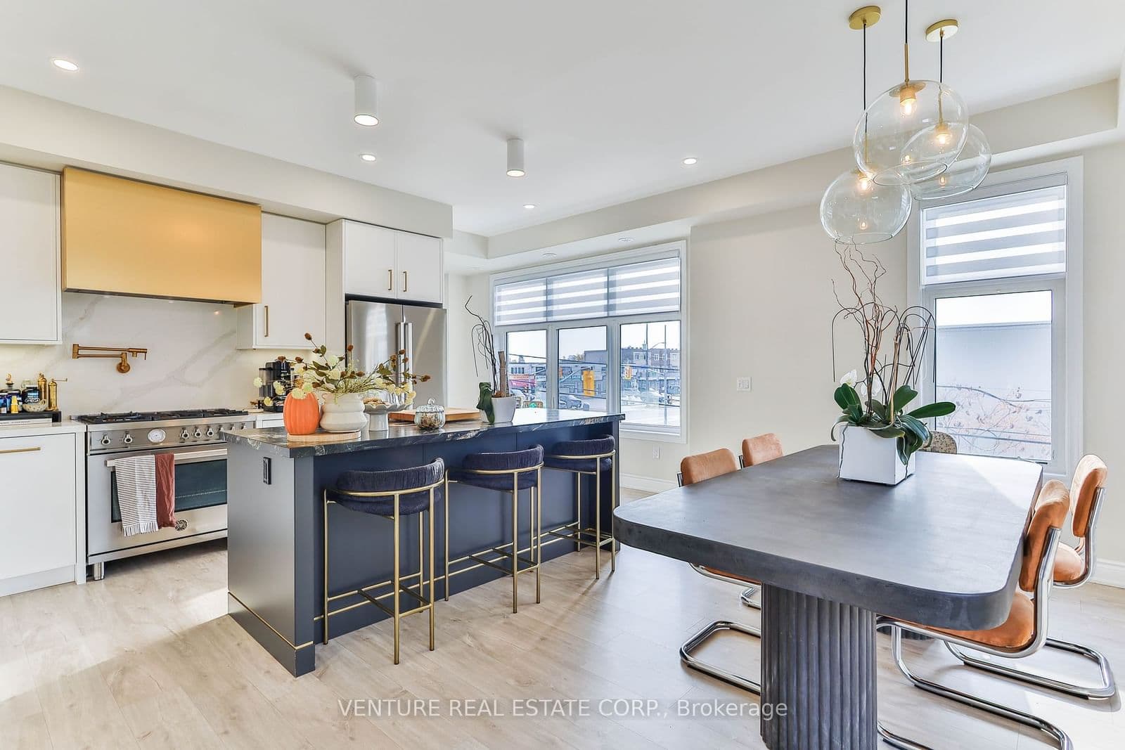 3002 Islington Avenue