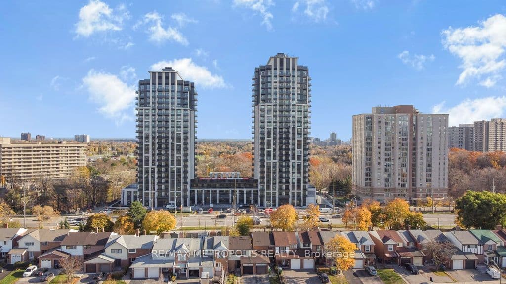 202 Burnhamthorpe Road E, Unit 1806W