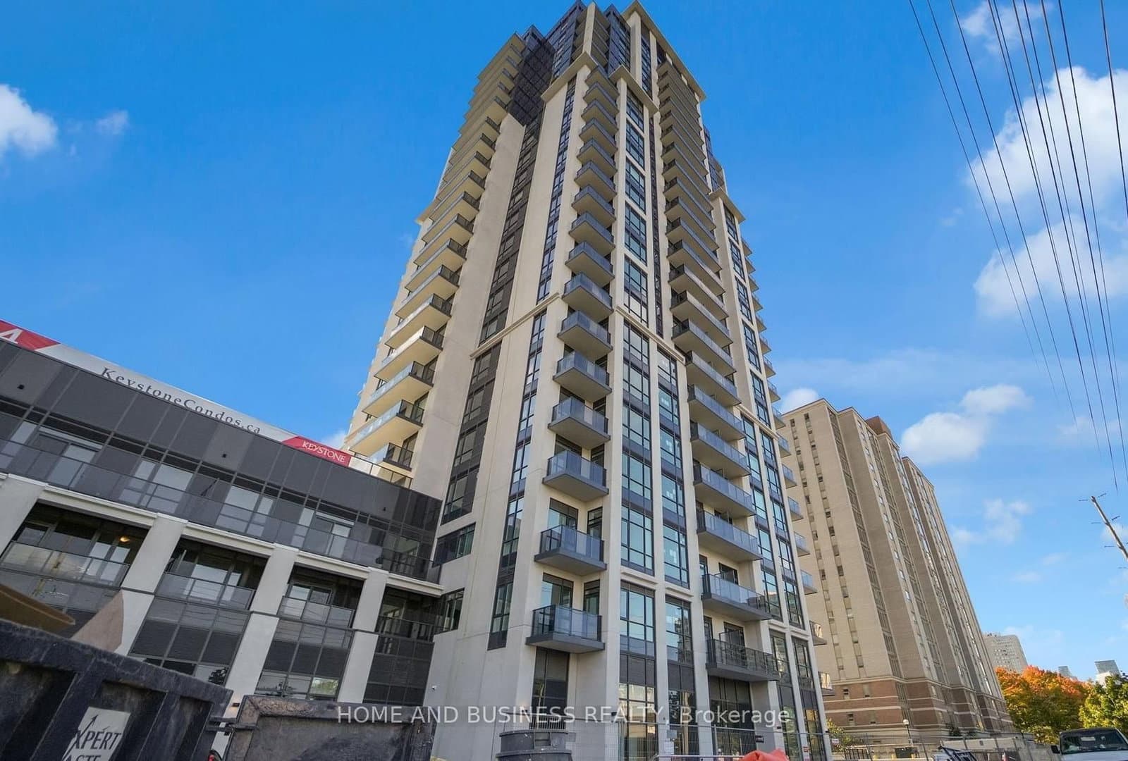 202 Burnhamthorpe Road E, Unit 808