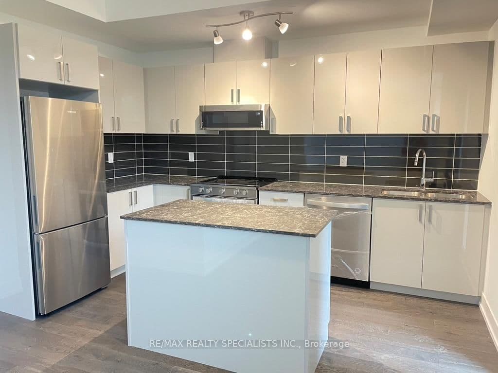 1075 Douglas Mccurdy Comm Court, Unit 143