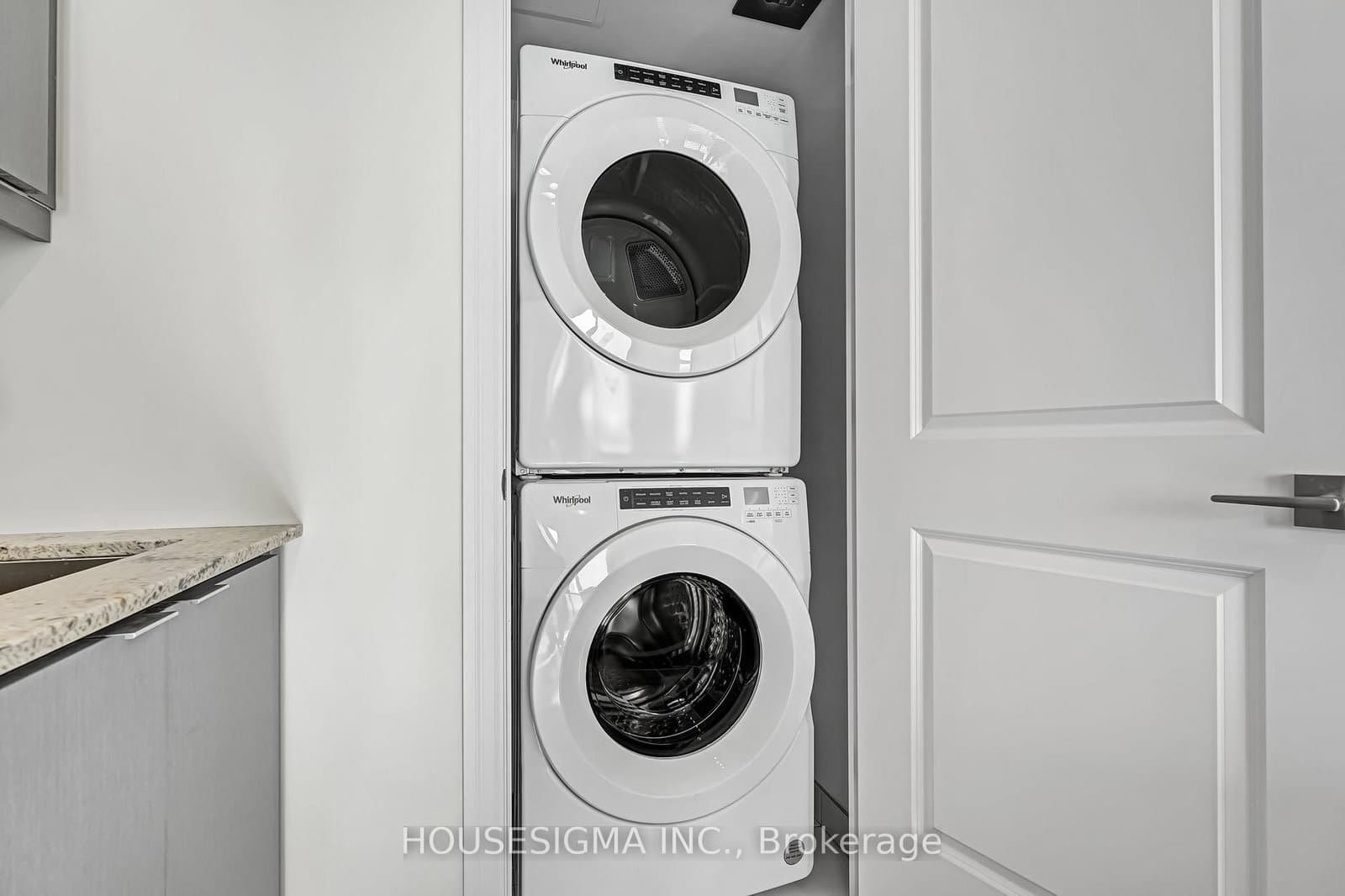 30 Elm Drive, Unit 3807